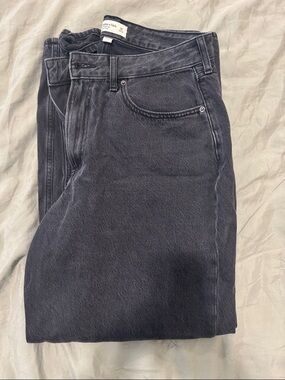 Abercrombie & Fitch women’s  Washed Black Straight Jeans